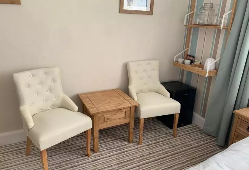 ベッドアンドブレックファースト Holly Trees