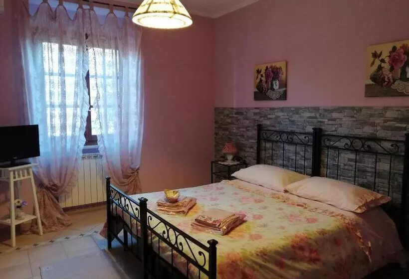 Aamiaismajoitus (B&B) Il Tempietto Di Venere
