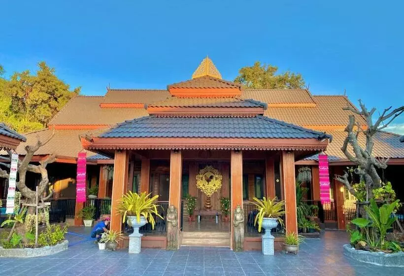 ホテル Khum Lanna Boutique