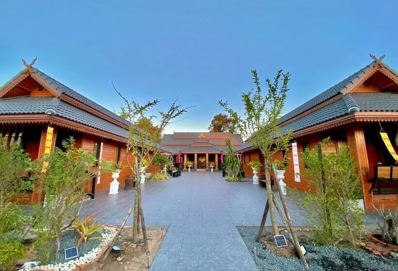 ホテル Khum Lanna Boutique