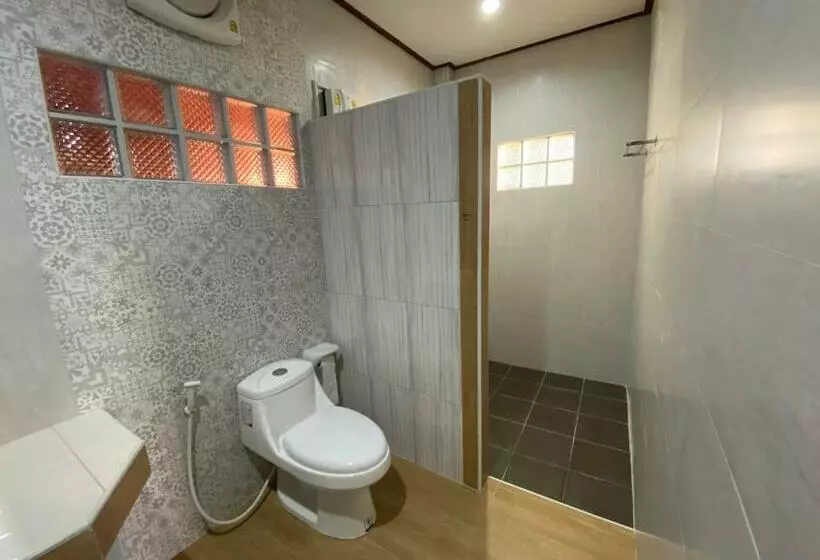 ホテル Khum Lanna Boutique