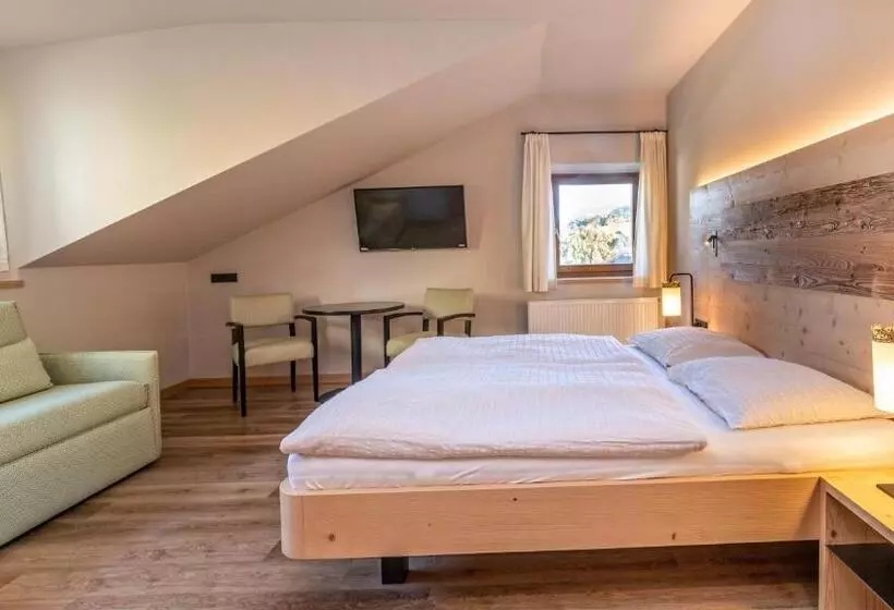 Majatalo Garni Pramstrahler