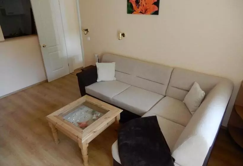 Majatalo Gästehaus Stein