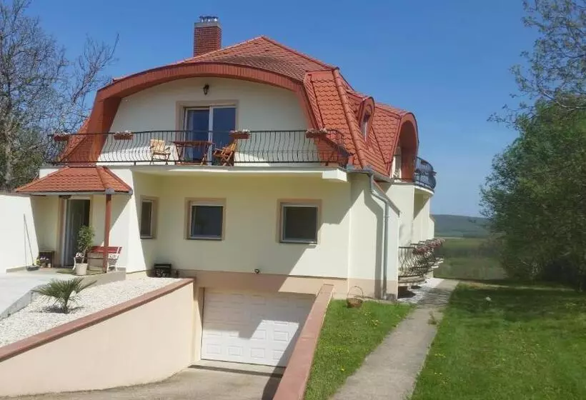 Majatalo Gästehaus Stein