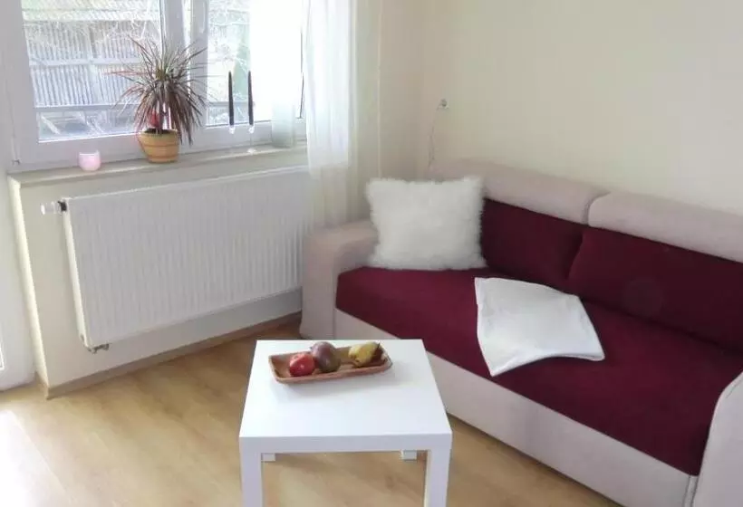 Majatalo Gästehaus Stein