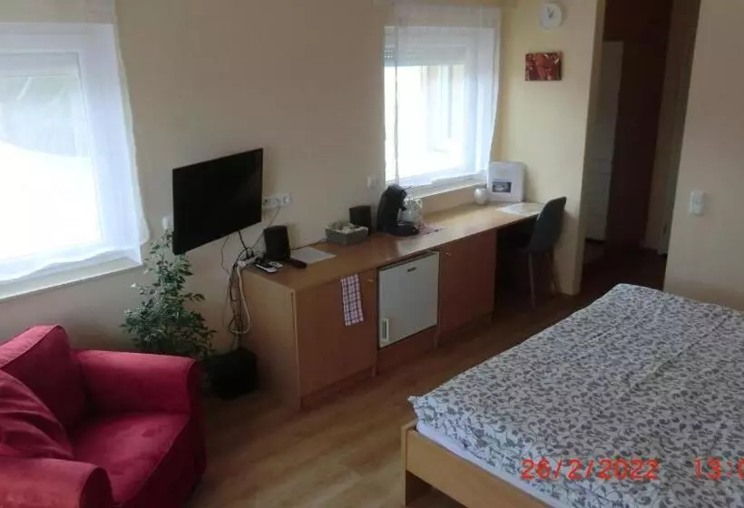 Majatalo Gästehaus Stein