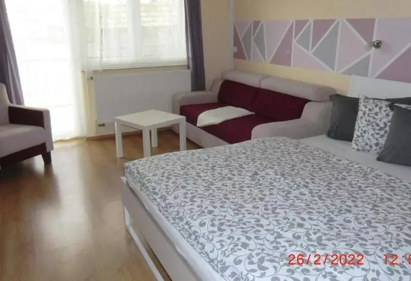 Majatalo Gästehaus Stein