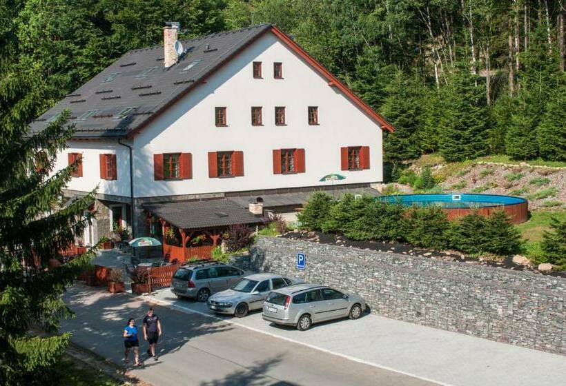 Pensione Pod Slamníkem