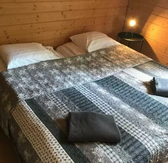 پانسیون Tientaus 1 Apartments