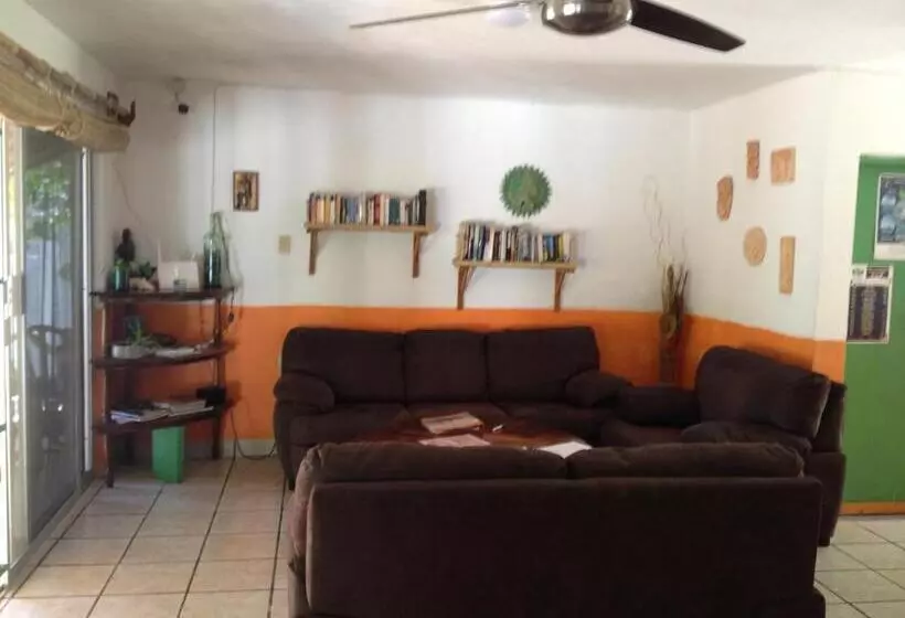 Majatalo Amigos Hotelito