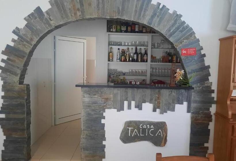 پانسیون Casa Talika