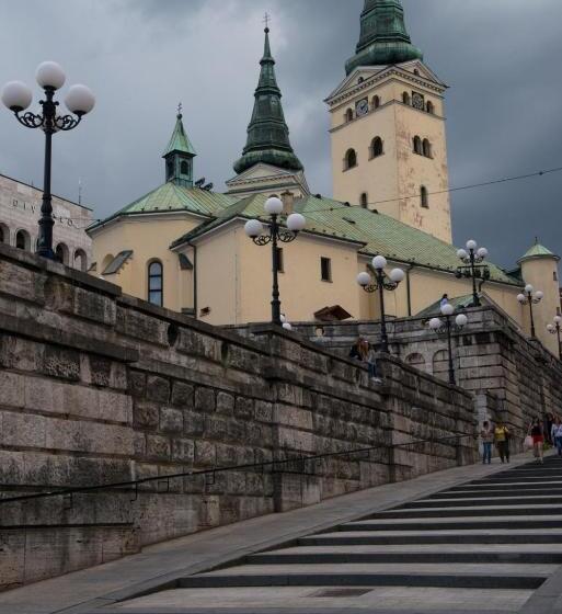 بنسيون Pizzeria Alžbetka