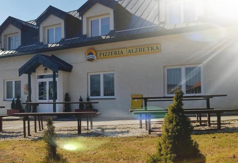 بنسيون Pizzeria Alžbetka