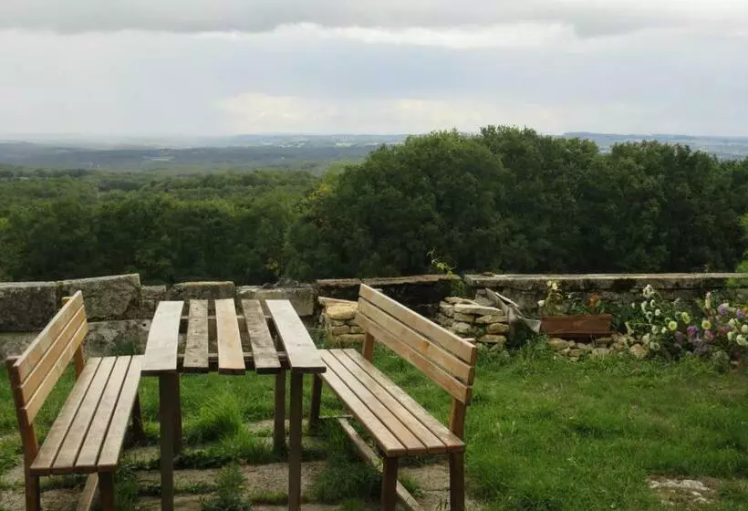 ベッドアンドブレックファースト Nature Et Piscine Au Sommet Du Périgord
