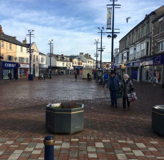 مبيت وإفطار The Beacon