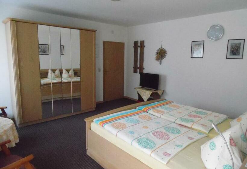 בית מלון כפרי Ferienhof Meyer Land