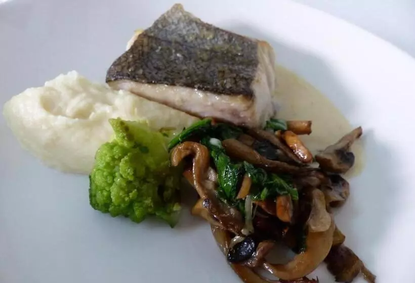 Hotelli Le Lion D Or