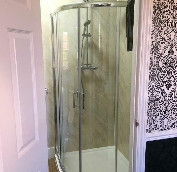 Hotel The White Hart Pub And Rooms