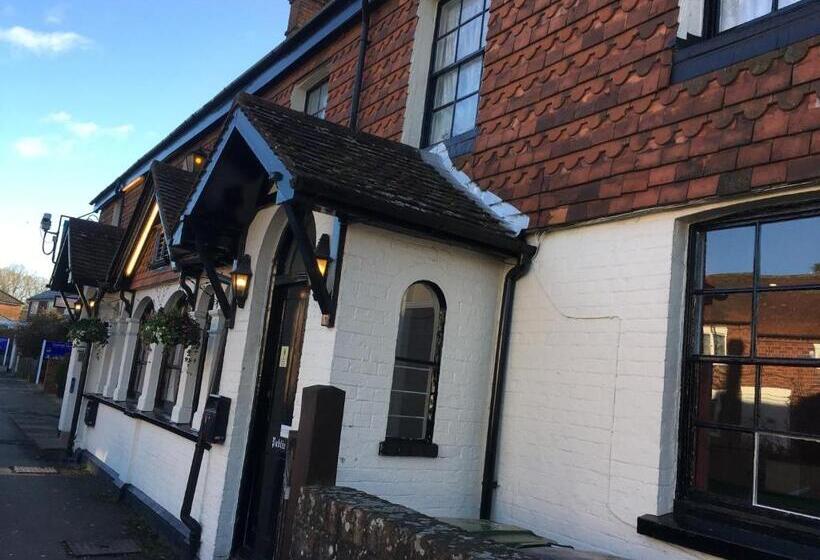 Hotel The White Hart Pub And Rooms