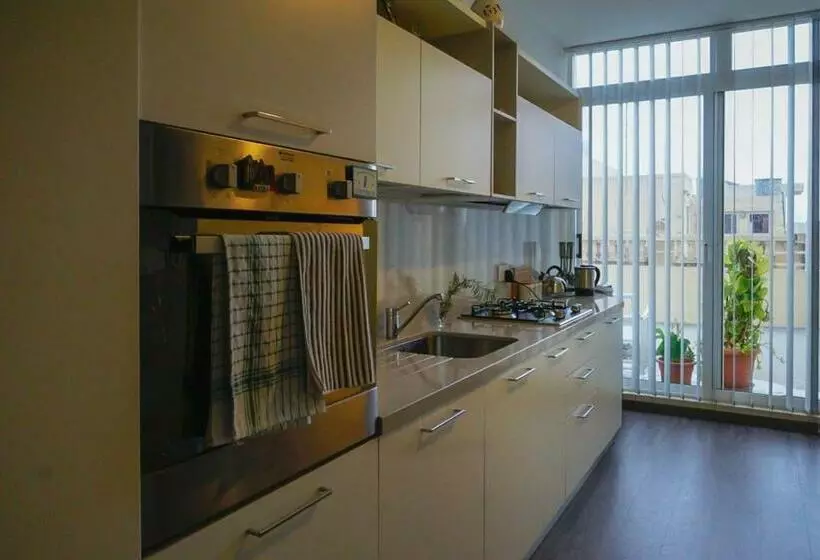 پانسیون Cosy Home By The Sea