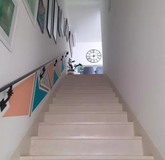 پانسیون Cosy Home By The Sea