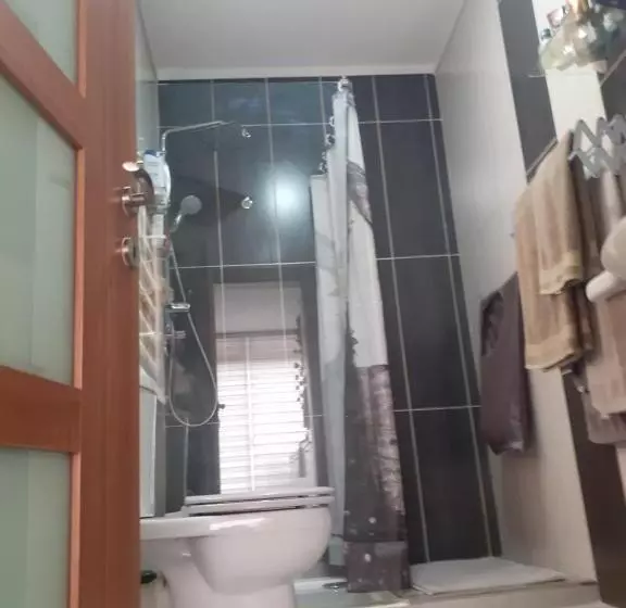 پانسیون Cosy Home By The Sea