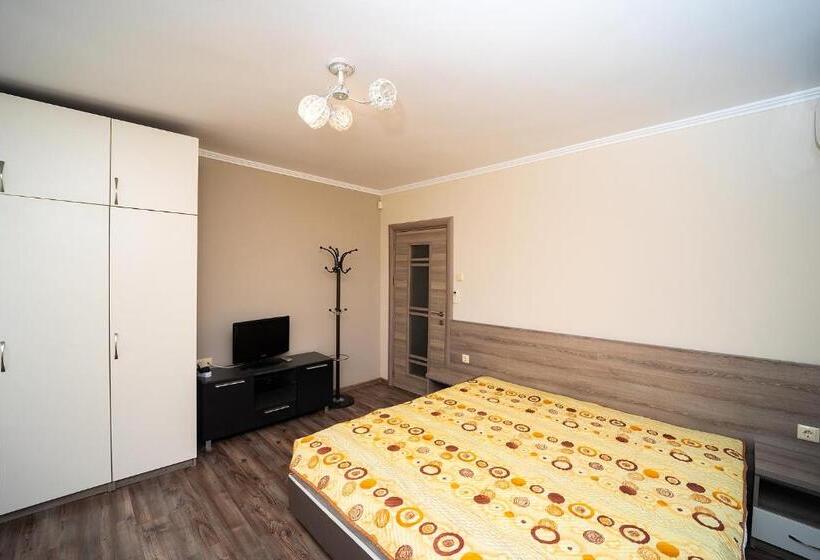 פנסיון Villa Mak