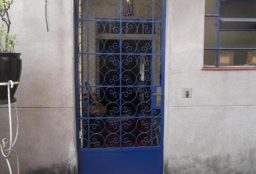 Tião Botelho Guest House