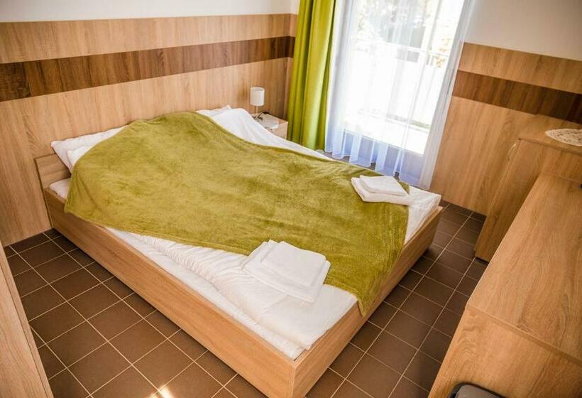 민박 Cvse Clubház és Panzió