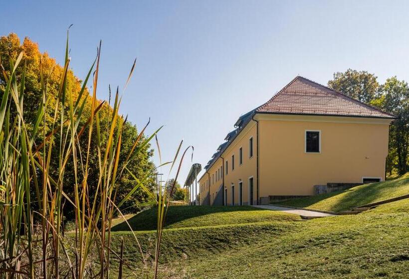 هتل Dvorec Trebnik   Sobe