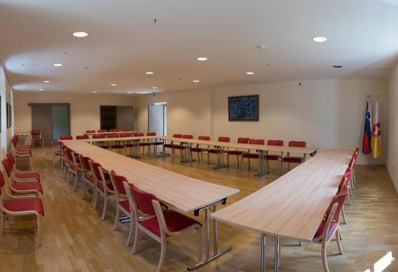 هتل Dvorec Trebnik   Sobe