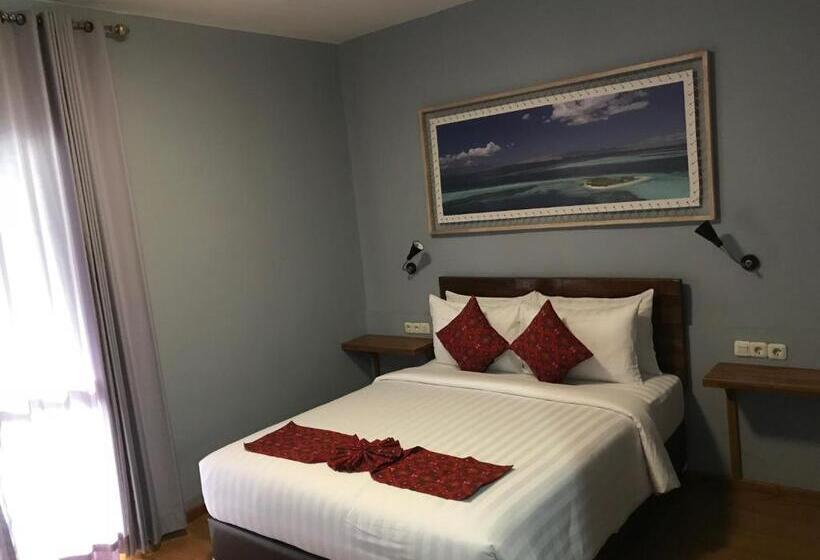 Отель Wae Molas