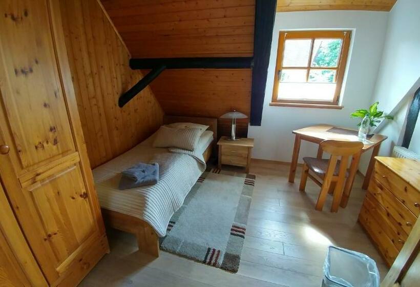 ペンション Messezimmer Laatzen Apo 1