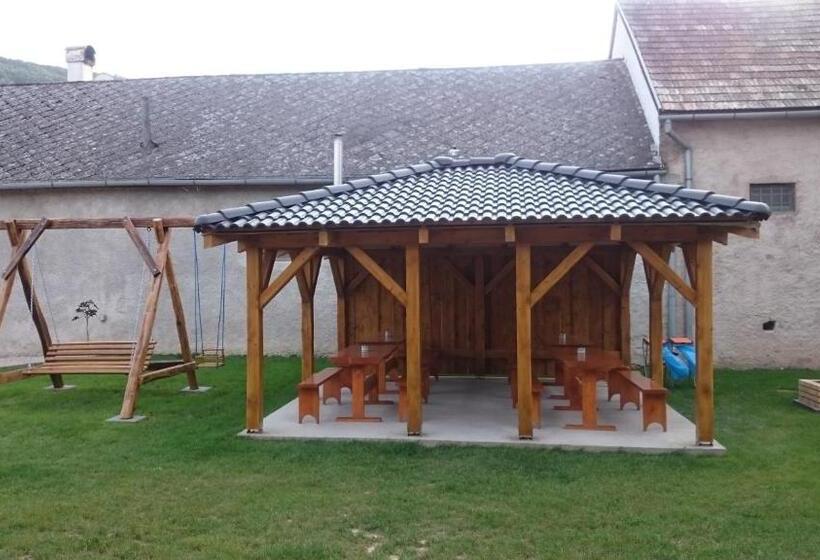 Пансион Penzión Vian