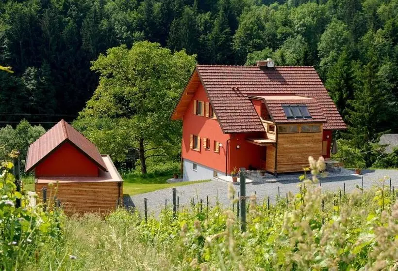 Pensió Weingut Tauss