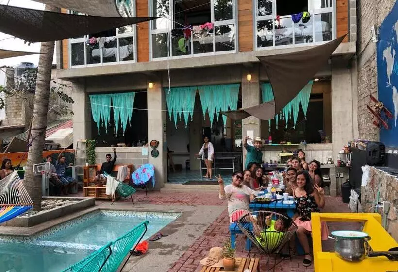 ユースホステル Hostal Tortuga