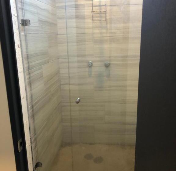 ユースホステル Hostal Tortuga