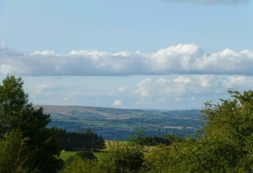 Aamiaismajoitus (B&B) Hay On Hye Retreat