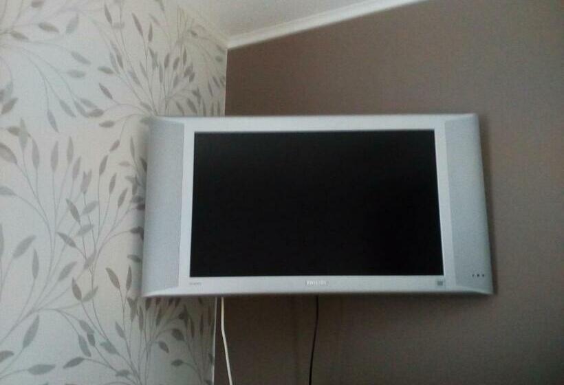 مبيت وإفطار Kamer + Douche In Villa