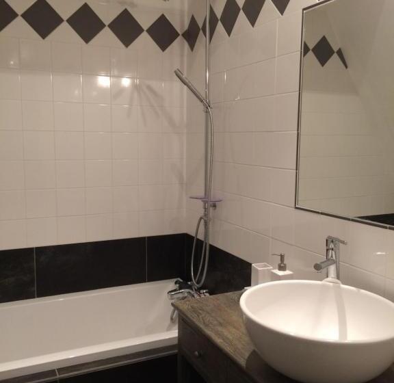 צימר La Moulinière, Jolie Longère Du Xviiè