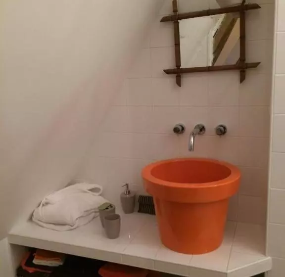 Aamiaismajoitus (B&B) La Moulinière, Jolie Longère Du Xviiè