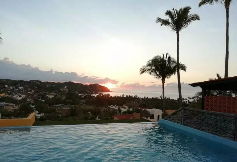 Hotelli Villa Los Corales