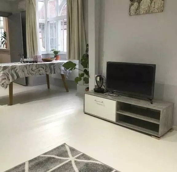 Majatalo Golden Cross Guesthouse