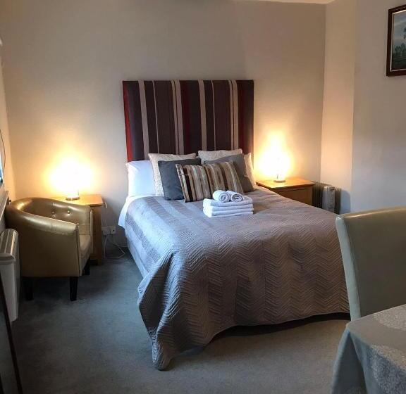 بنسيون Golden Cross Guesthouse