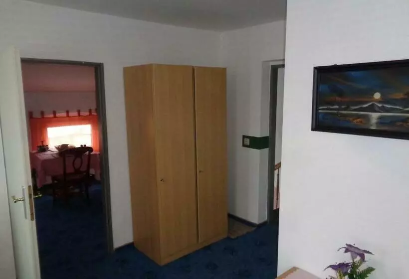 ペンション Heegemühler Hof