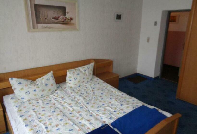 ペンション Heegemühler Hof