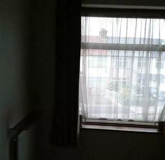 ペンション Hill Crescent