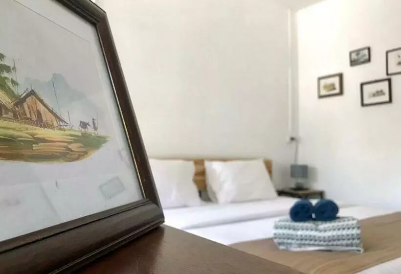 Majatalo Kingfisher House