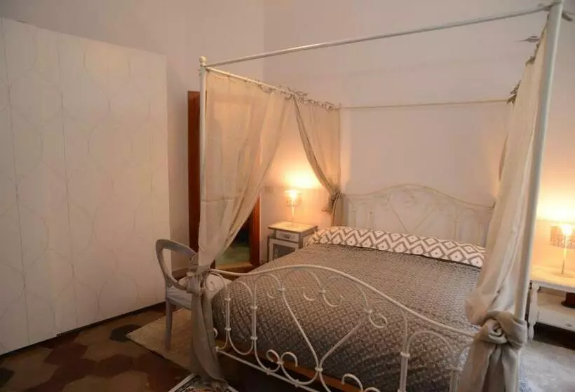 پانسیون Puteoli Rooms