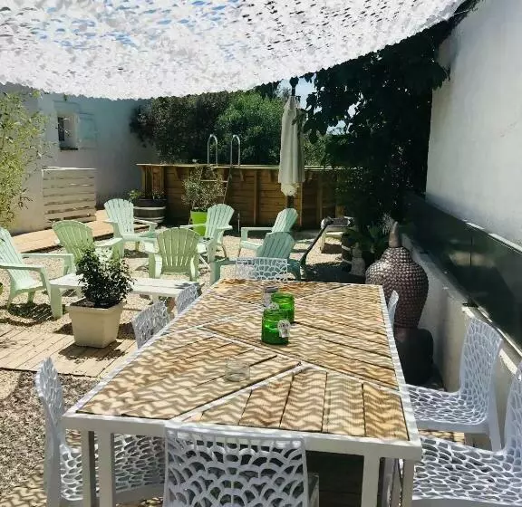 تختخواب و صبحانه Chambres D Hôtes Les Oliviers Marignane